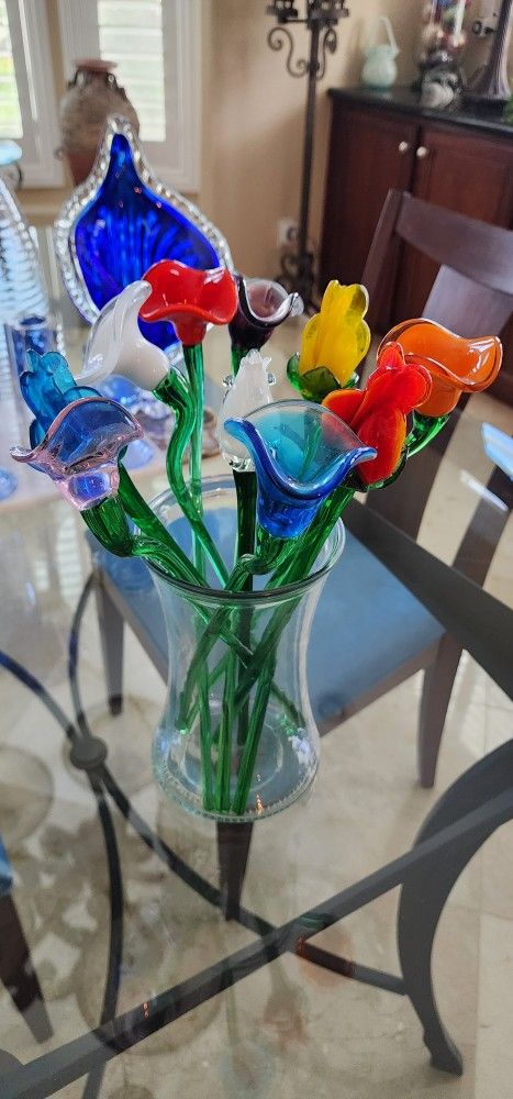 Stunning 11 Piece Set Includes 10 - Long Stem Glass Flowers 12" tall and a Heavy Glass Vase.
