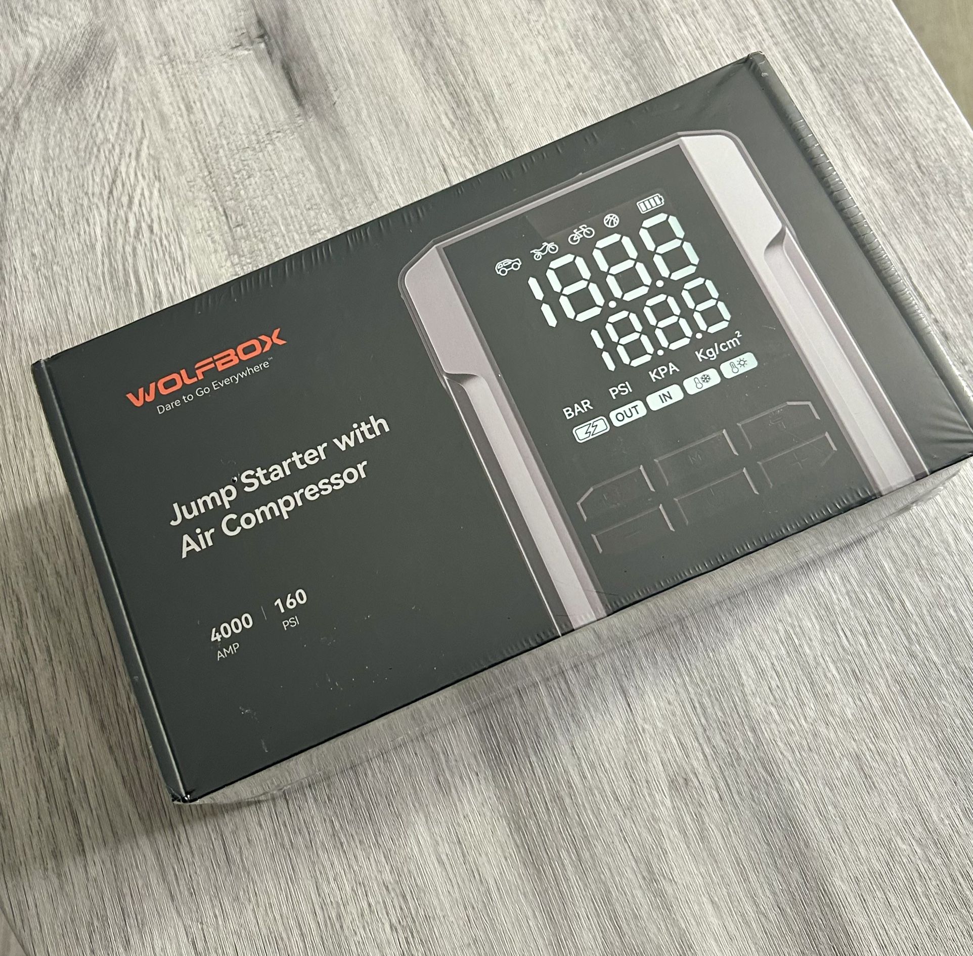 WOLFBOX Dare to Go Everywhere™ - Battery Starter with Air Compressor Integrated (2 in 1)