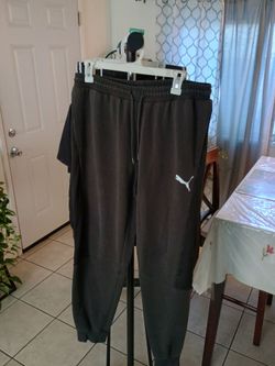 Men's Puma fleece sweatpants (Large)