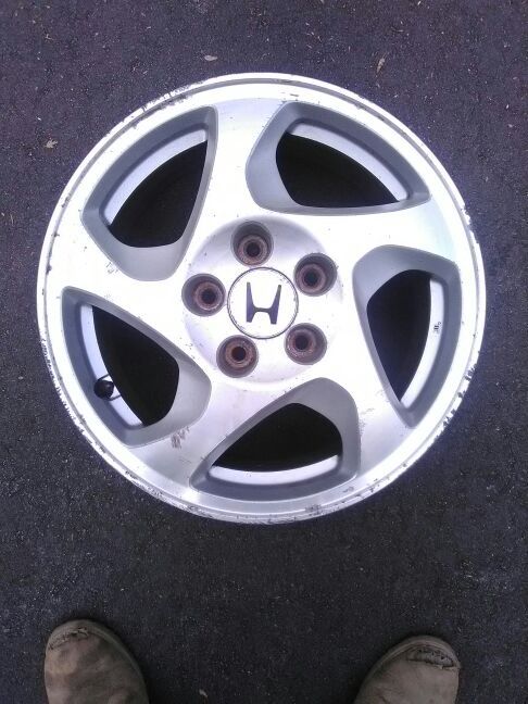 Prelude wheels