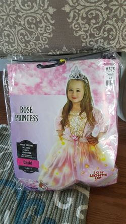Light up Rose princess outfit and crown size 4/6