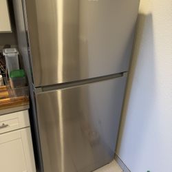 Refrigerator 18.1 Cu Ft 