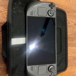 OLED Console Bundle LCD 64GB With Games  Perfect Condition 