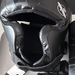 Hayabusa T3 Boxing Headgear