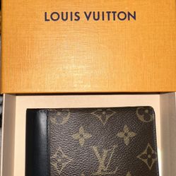 Louis Vuitton Men Multiple Wallet 
