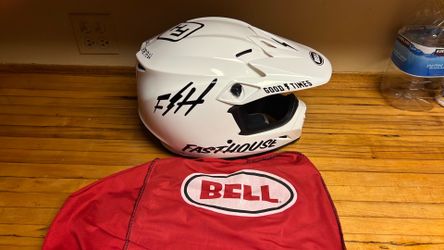 Moto helmet