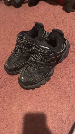 black balenciaga tracks size44