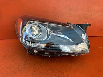 2012 - 2015 Mercedes-Benz SLK R172 Right Passenger Side Halogen Headlight OEM