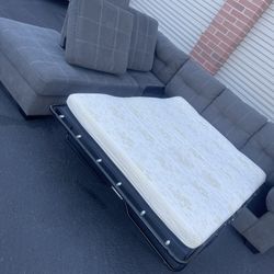 Gray Sectional Couch W Pull Out Bed
