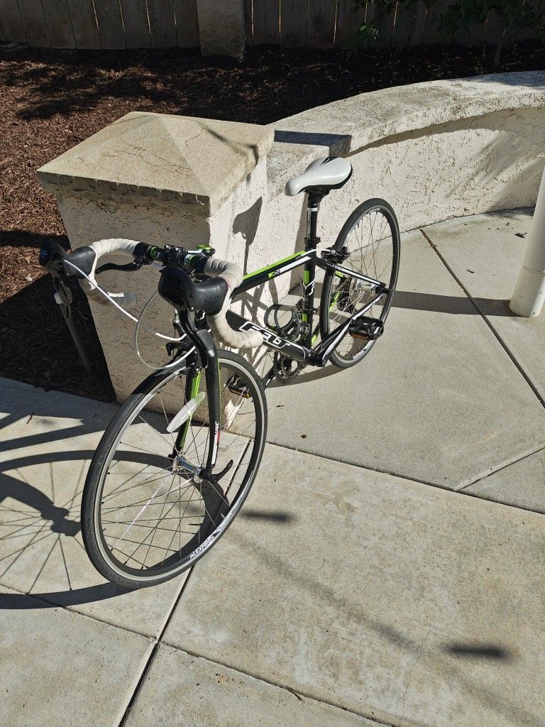 Felt 24x F-Lite Kids Road Bike