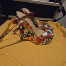 Floral Wedges
