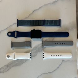 Series 2 42mm Apple Watch With Bands
