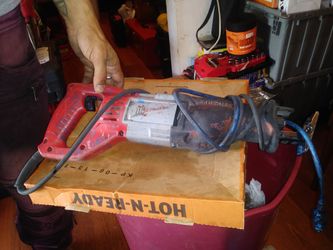 MILLWAUKEE SAWZALL WORKS GREAT