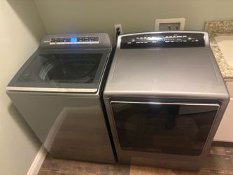 Whirlpool Cabrio Washer and Dryer Set