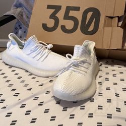 Yeezy Triple White