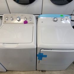 GE Top Loading Washer And Electric 220volt Dryer Set 