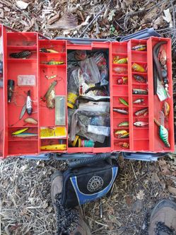 Tacle box  and lures