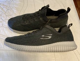 Skechers Mens 10 Or Womens 11-1/2