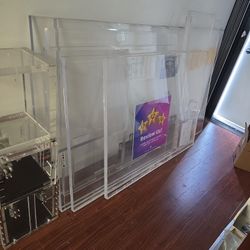 Multiple Bulletproof Glass Pieces
