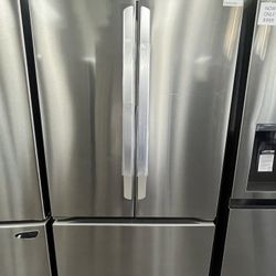 33”wide X29.5” Depth French Door Refrigerator With Ice Maker Was$1888 Now$1049