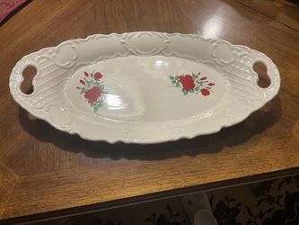 MOUNTAINSIDE PLATTER WITH HANDPAINTED ROSES