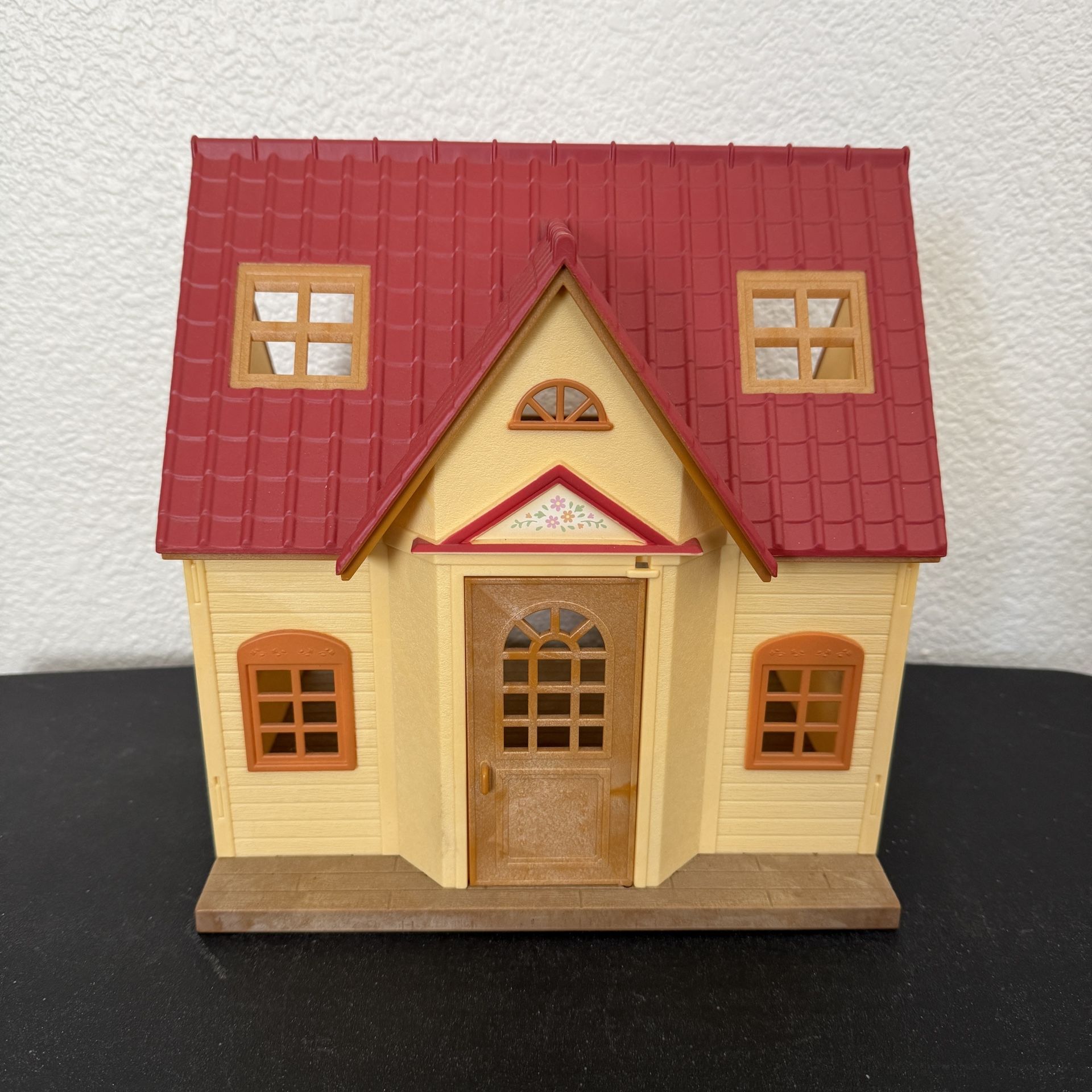 Calico Critters Cozy Cottage House, 6 Piece Toy PlaySet