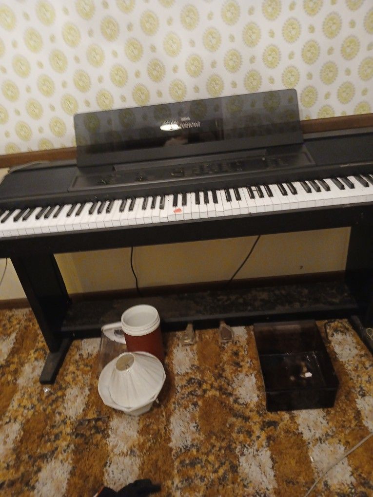Yamaha Clavinova
