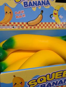 Jumbo banana squishy