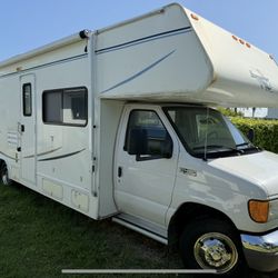 RV For Sale: 2003 Forest River Sunseeker – Only 9,000 Miles!