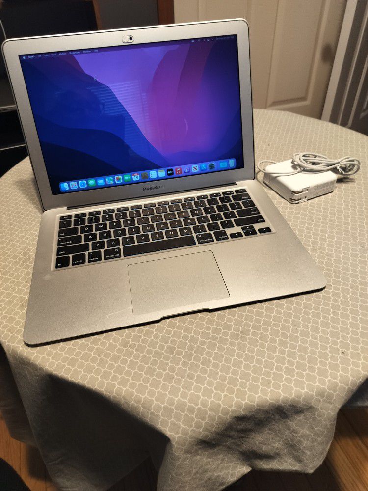 # 3 Apple MacBook Air A1(contact info removed)