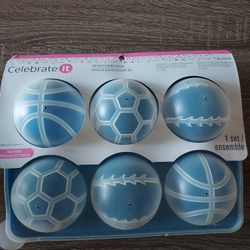 Celebrate It 3D Silicone Mold Sports Balls Cupcake Pan Non Stick Unused