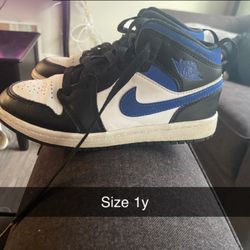 Jordan , Foams, Vans, Converse 