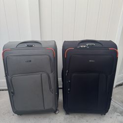 4 Suitcases / Luggage Set - Rolling Travel Bags