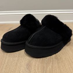 UGG Women’s Disquette