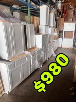 White Kitchen Cabinet $980 for all 20 pieces