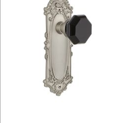 Nostalgic Warehouse Victorian Rose Passage Door Knob Set with Black Waldorf Knob for 2-3/4" Backset k1

Model 721315

Passage Function: Passage door h