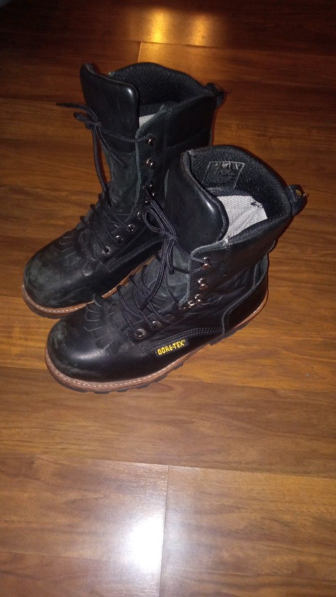  Gore-Tex  Boots