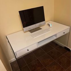 White desk 