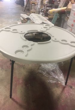 Crawfish table