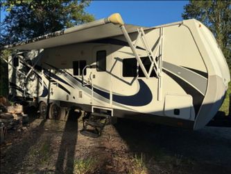 2015 Northwood Arctic Fox 31D