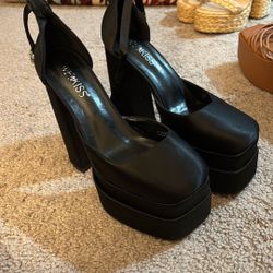 Women’s Heels 