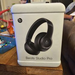 Beats Studio Pro