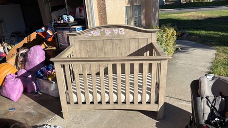 Crib for sale Today only