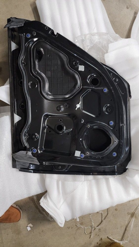 FREE - 2006 A3 AUDI REAR RIGHT DOOR