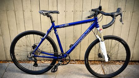 Gravel bike