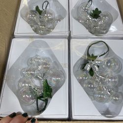 Glass Grapes 