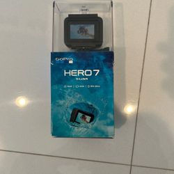 GoPro - Hero 7 Silver Edition