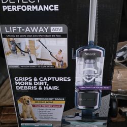 Shark Detect Performance Lift-Away Vacuum with DuoClean Detect New PRICE FIRM Corona92879 