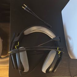 Astro A10 Headphones