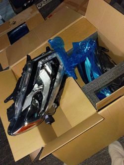 Halogen Headlights Assembly with LED DRL Strip for 2014 2015 2016 Rogue Headlamp Replacement Driver & Passenger Side